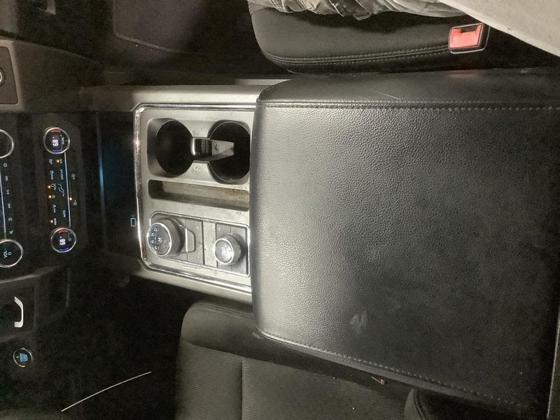 2020 FORD EXPEDITION Used  Console, Front with mounting hardware Specs: floor, vinyl armrest (lid), 4x4 Black