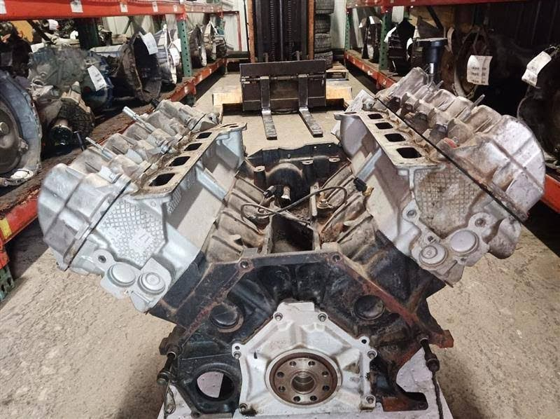 2004 FORD TRUCK-F150 Used Engine Block New Style, 8-330 (5.4L, 3V, SOHC)