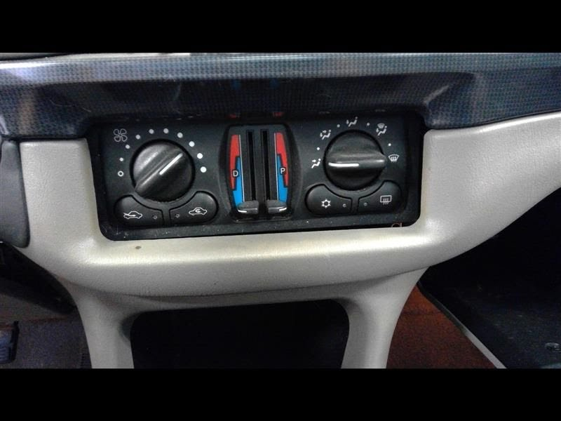 2005 CHEVY IMPALA (1980 UP) Used AC Control/Heater (see also Radio or TV Screen) (dual zone, opt CJ3)