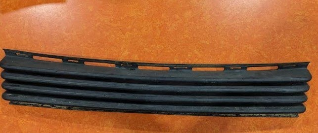 2002 GMC TRUCK-YUKON (EXCEPT XL) Used Grille Bumper Grille Lower - 15153490