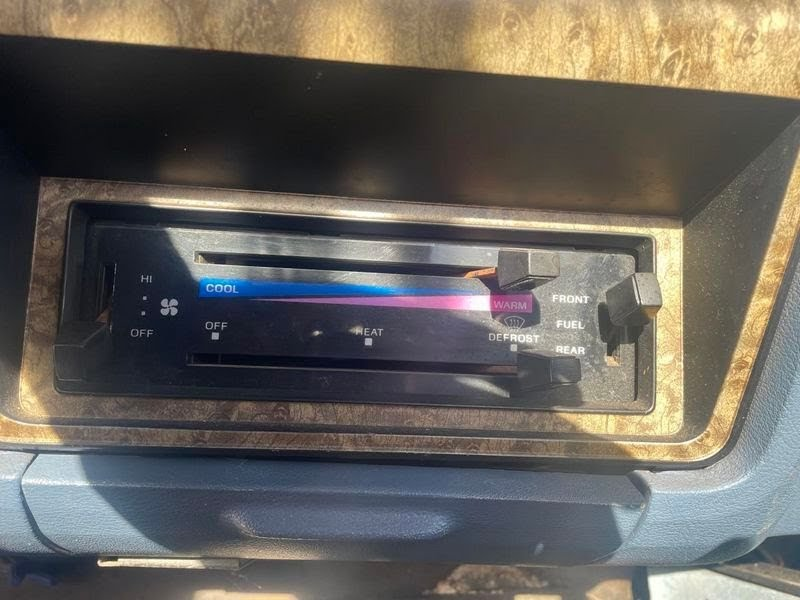1986 FORD TRUCK-F150 Used AC Control/Heater (see also Radio or TV Screen)  w/o AC; dual tanks