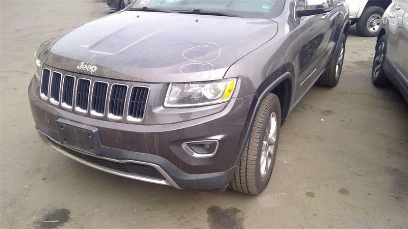 2014 JEEP GRAND CHEROKEE Used Bumper Assy (Front) includes cover Limited (VIN B, 7th digit), w/o adaptive cruise Grey - [PAU]