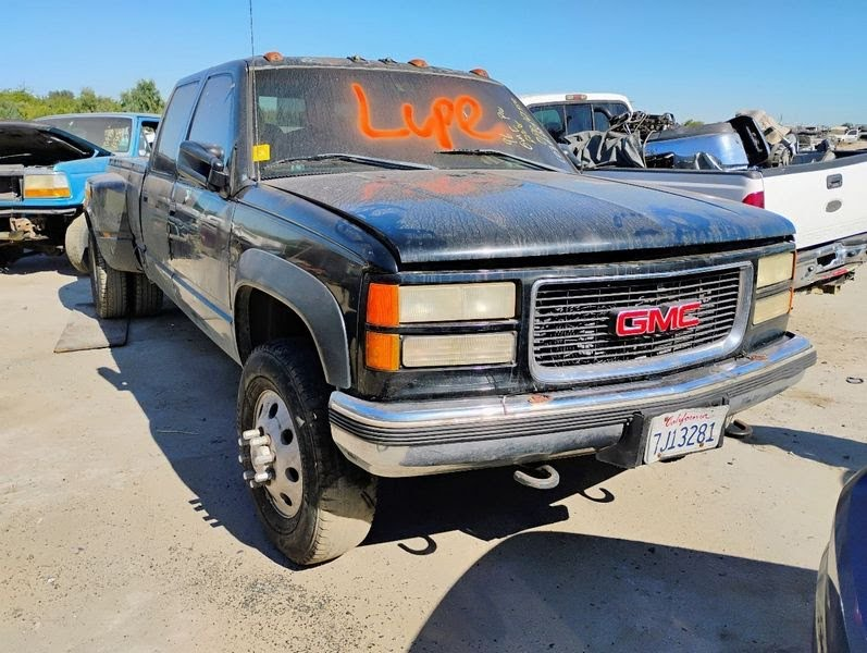 1996  GMC TRUCK-3500 SERIES (2001 DOWN) Used Fuel Rail (& Misc. Injection) 7.4