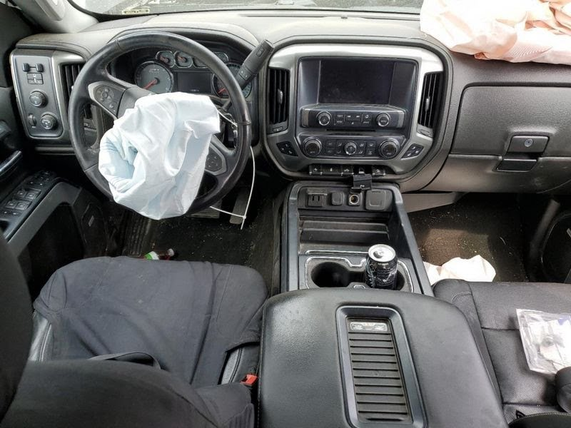 2018 CHEVY TRUCK-SILVERADO 1500 (1999 UP) Used Console Front floor, w/o hybrid; w/o entertainment system Black