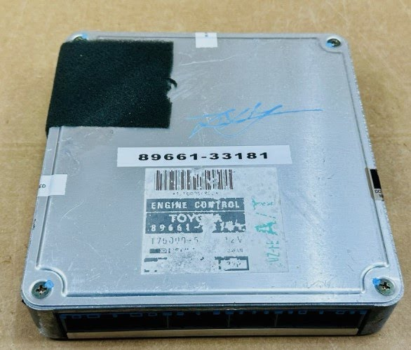 1993 Lexus - ES300  Used Electronic Control Module #89661-33181