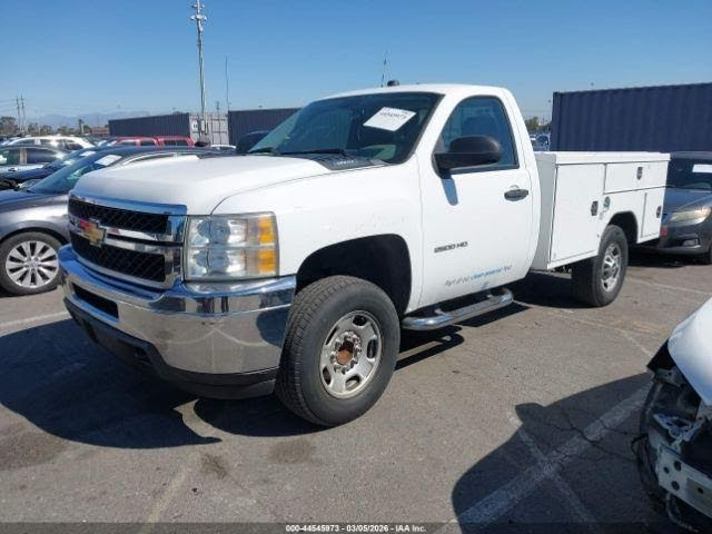 2012 CHEVY TRUCK-SILVERADO 3500 (2001 UP) Used Door Front LH, door handle even with armrest White