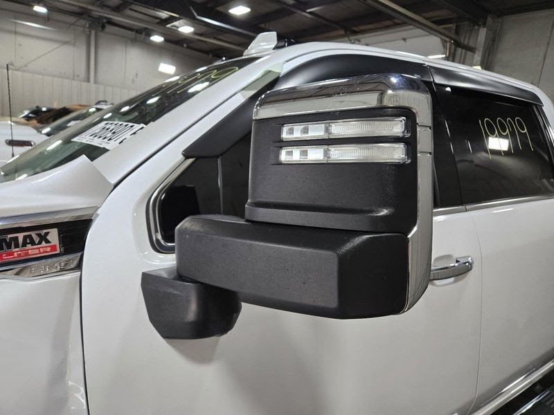 2020 CHEVY TRUCK-SILVERADO 2500 (1999 UP) Used Mirror Door extended width, automatic dimming, power extending (opt DZC, chrome cap), surround view (opt UVS), RH