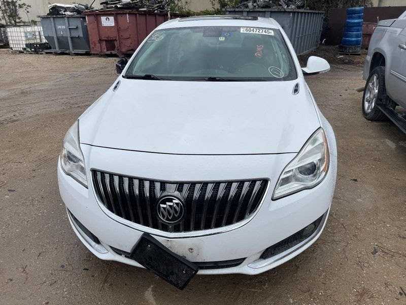 2015 BUICK REGAL Used Headlight Assembly halogen (opt T4A), LH