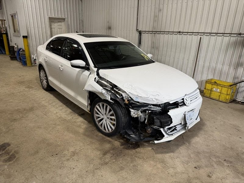 2015 VOLKSWAGEN JETTA Used Mirror Door power, turn signal lamp, w/o blind spot alert; RH (White)