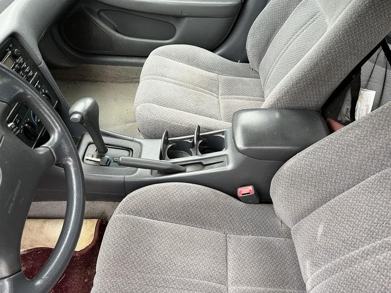 2000 TOYOTA CAMRY Used Seat Belt Front (bucket), driver, buckle