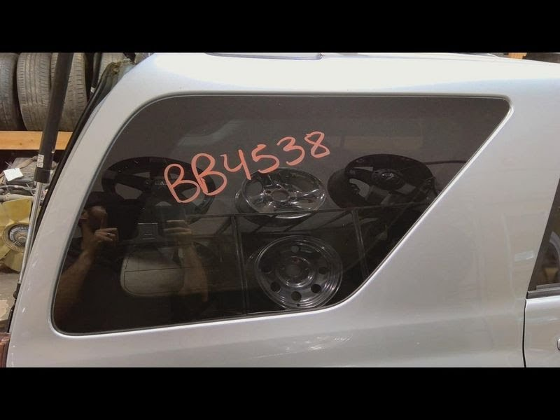 2005 TOYOTA 4RUNNER Used Quarter Window  RH, privacy tint