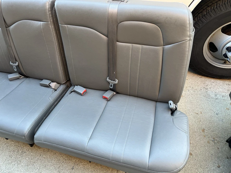 2019-CHEVY VAN EXPRESS 3500-Seat Back (5th Row)-Vinly or Leather - Grey