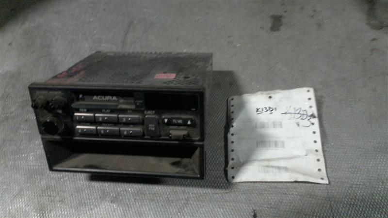 1991 - Acura Integra -Used - Amplifier/Radio AM-FM-cassette, LS